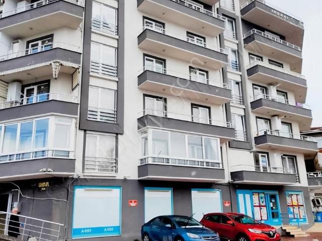 İzmit, Kocaeli içerisinde kiralık mülk