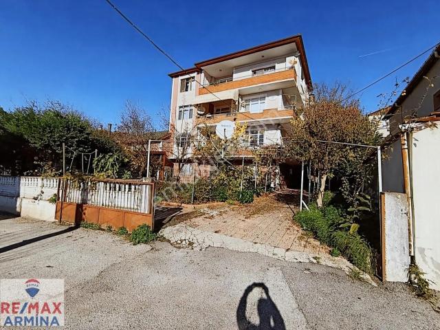 İzmit, Kocaeli içerisinde kiralık mülk