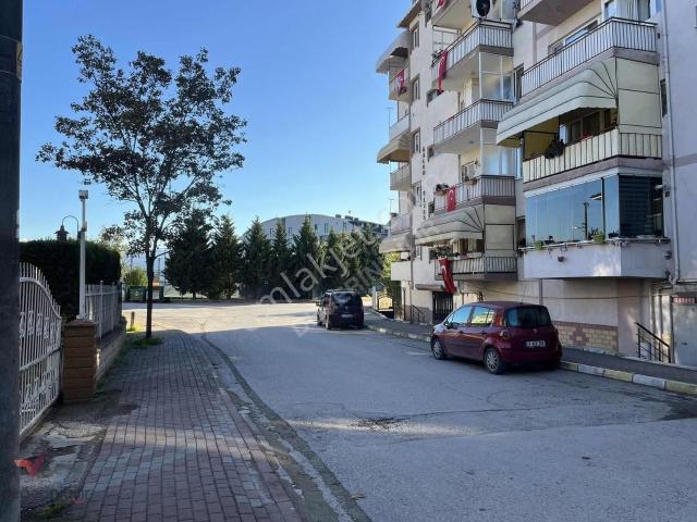 İzmit, Kocaeli içerisinde satılık mülk