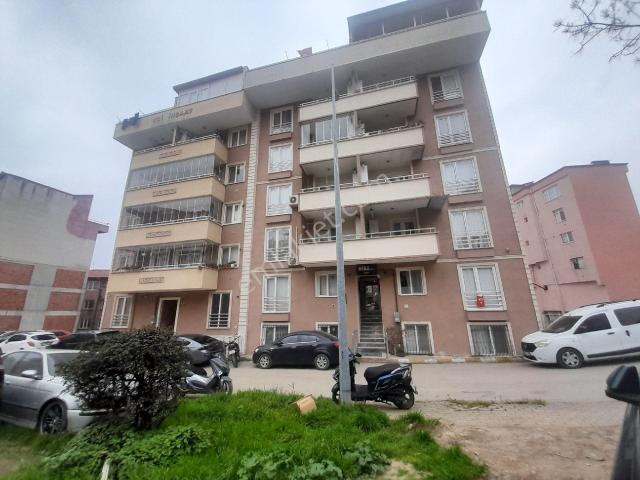 İzmit, Kocaeli içerisinde satılık mülk