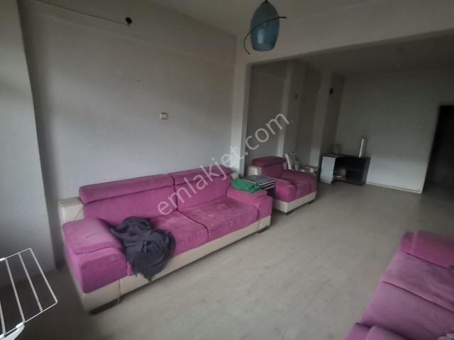 İzmit, Kocaeli içerisinde kiralık mülk