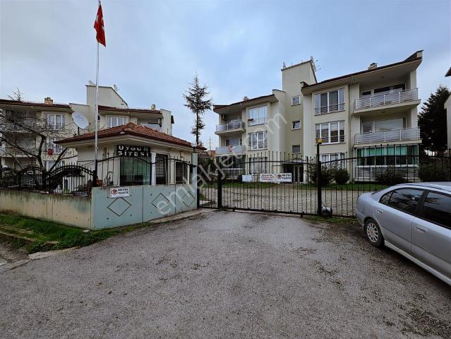 İzmit, Kocaeli içerisinde satılık mülk
