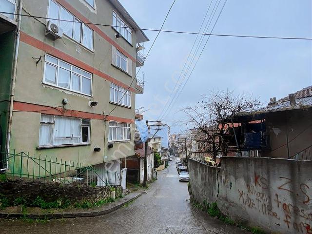 İzmit, Kocaeli içerisinde satılık mülk