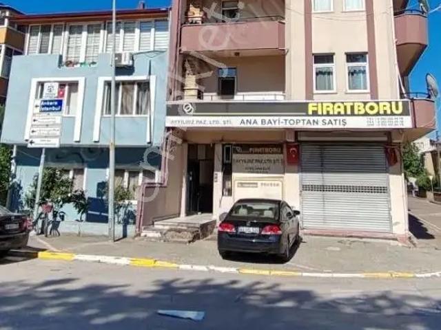 İzmit, Kocaeli içerisinde satılık mülk
