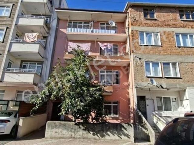 İzmit, Kocaeli içerisinde satılık Bina