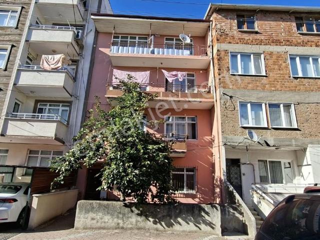 İzmit, Kocaeli içerisinde satılık Bina