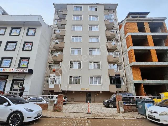 İzmit, Kocaeli içerisinde kiralık mülk