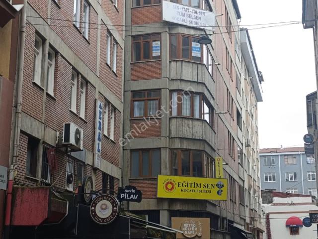 İzmit, Kocaeli içerisinde satılık mülk