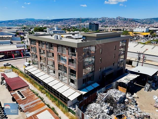 İzmit, Kocaeli içerisinde satılık Ofis
