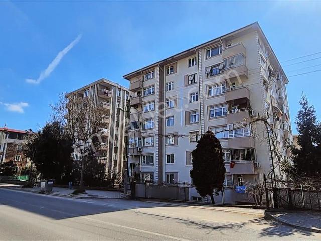 İzmit, Kocaeli içerisinde satılık mülk