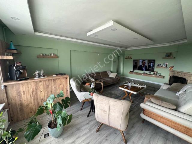 İzmit, Kocaeli içerisinde satılık mülk