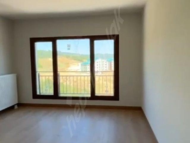 İzmit, Kocaeli içerisinde satılık mülk