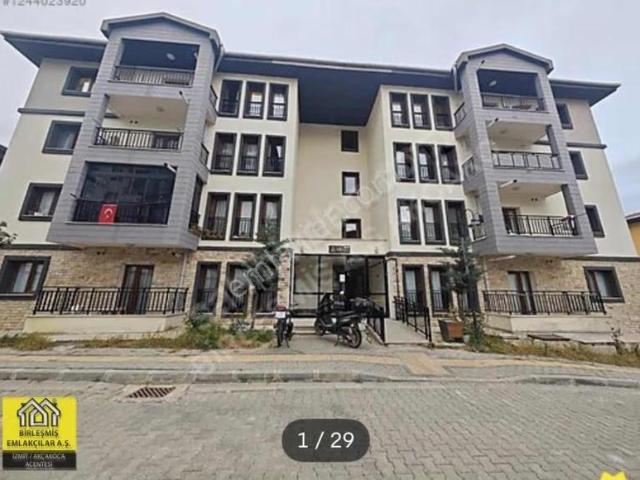 İzmit, Kocaeli içerisinde kiralık mülk