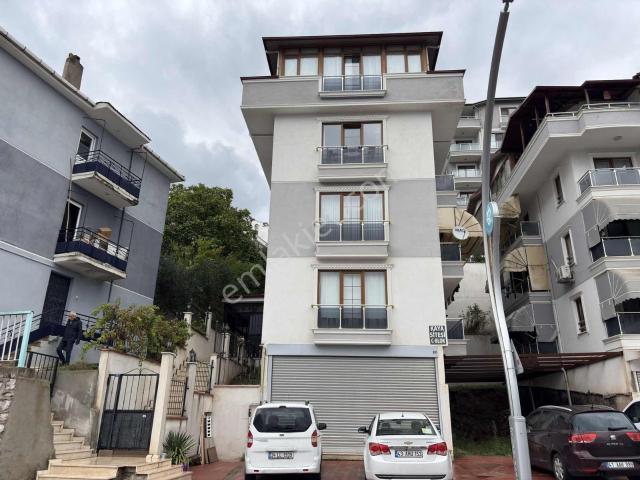 Okullar Bölgesi (Eğitim Kampüsü), İzmit içerisinde kiralık mülk
