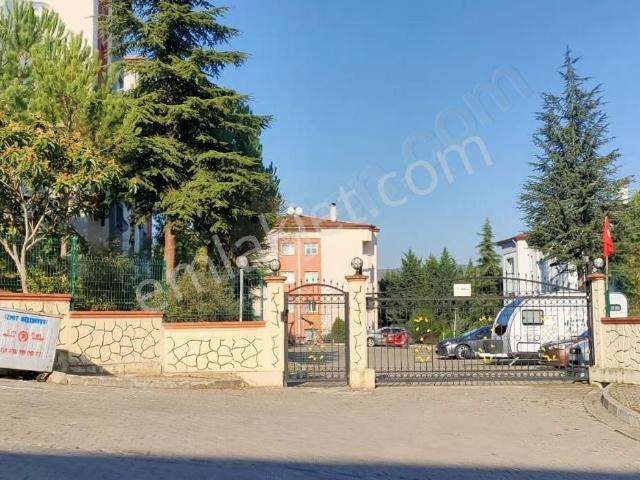 İzmit, Kocaeli içerisinde kiralık mülk