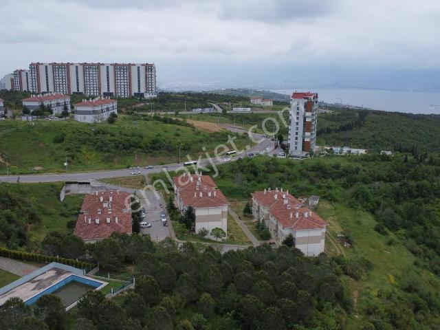 İzmit, Kocaeli içerisinde satılık mülk