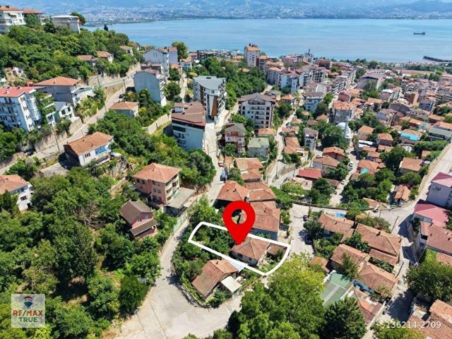 İzmit, Kocaeli içerisinde satılık mülk