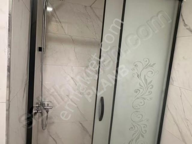 İzmit, Kocaeli içerisinde kiralık mülk