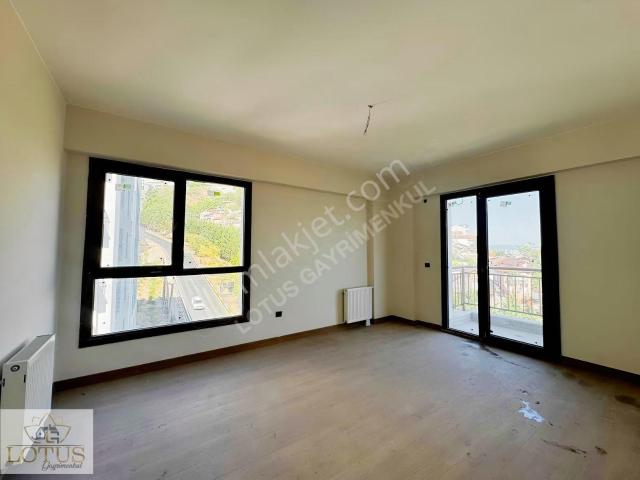 BAÇ, İzmit içerisinde kiralık mülk
