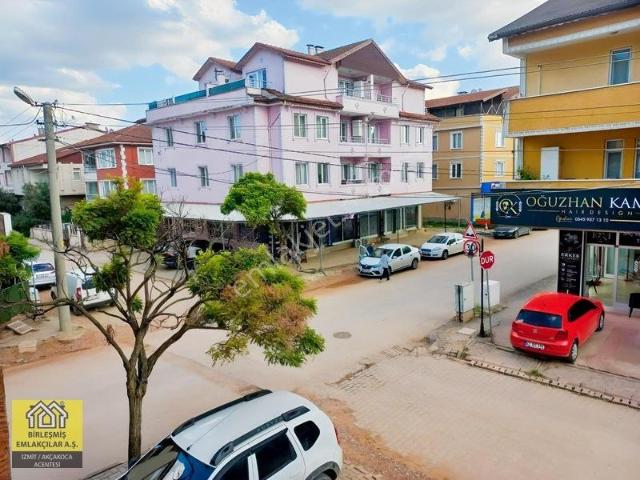 İzmit, Kocaeli içerisinde satılık mülk