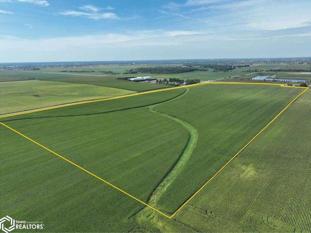 Farm for sale in Linn, Iowa