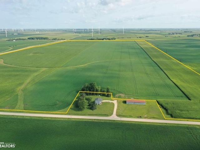 Farm for sale in Grundy Center, Iowa