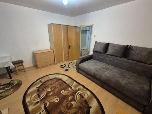 Garsonieră închirieri în Dimitrov, București