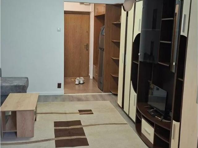 Garsonieră închirieri în Dimitrov, București