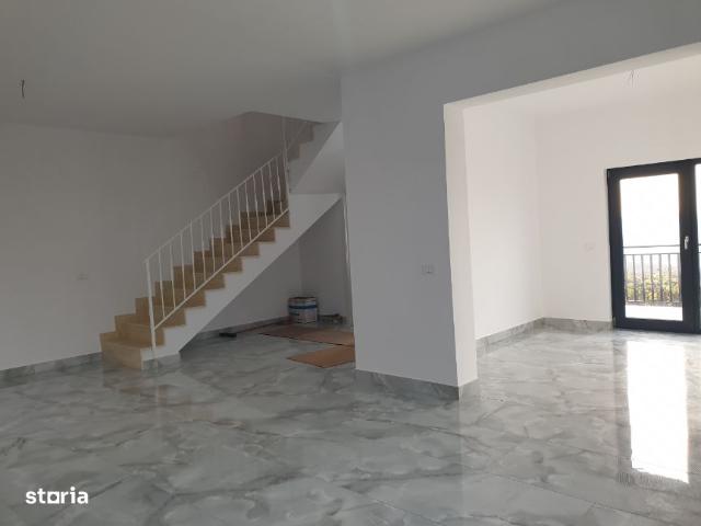 Casă vânzări