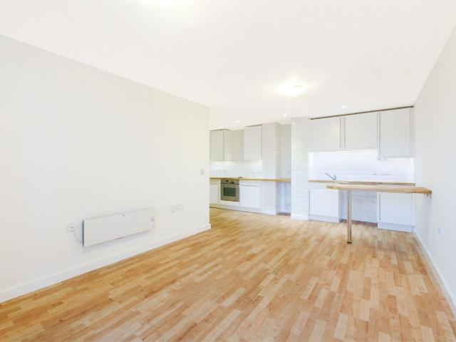 House for rent in Maryland, Greater London