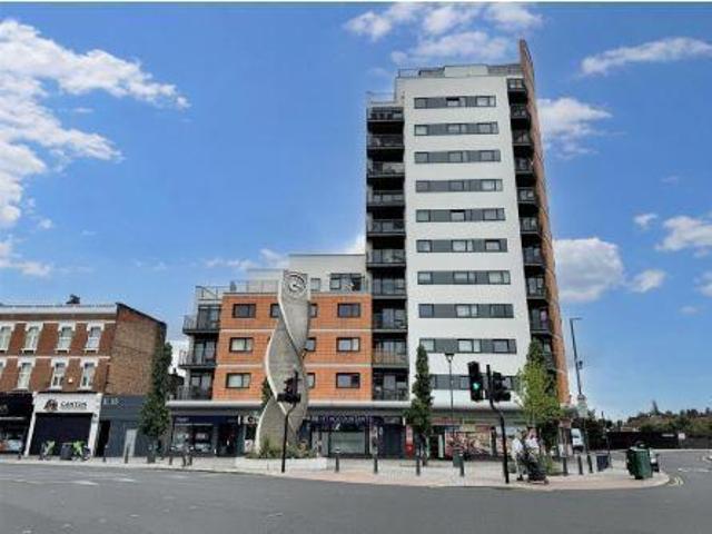 Apartment for rent in Maryland, Greater London