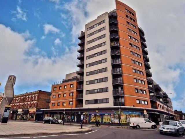 House for rent in Maryland, Greater London