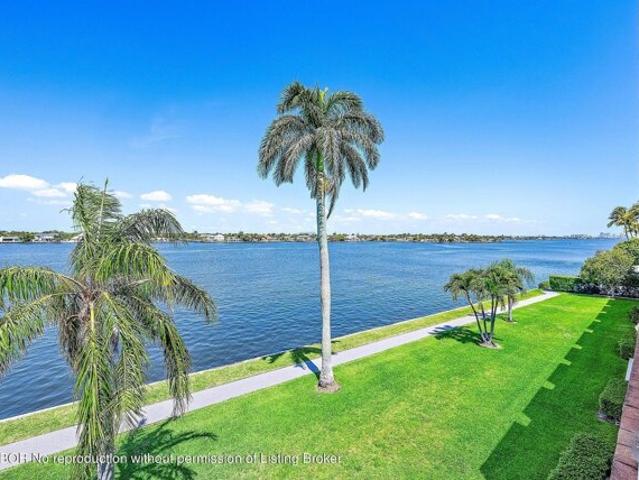 Condo for sale in Palm Beach, Florida