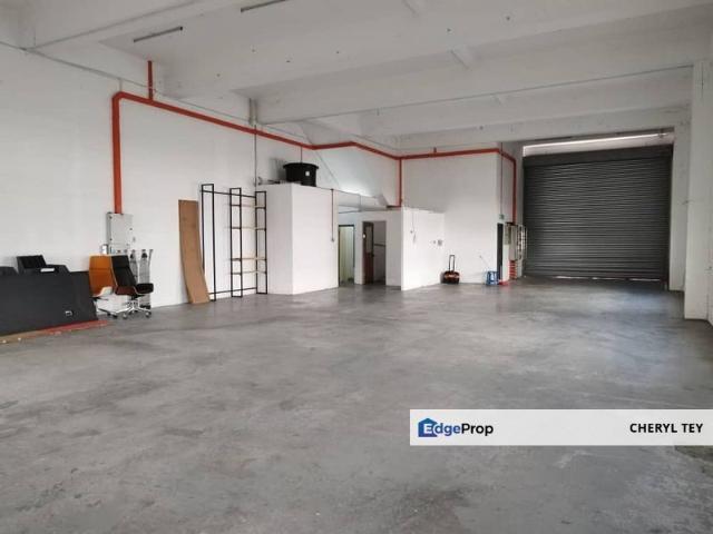 Warehouse for sale in Bukit Ledang, Johor