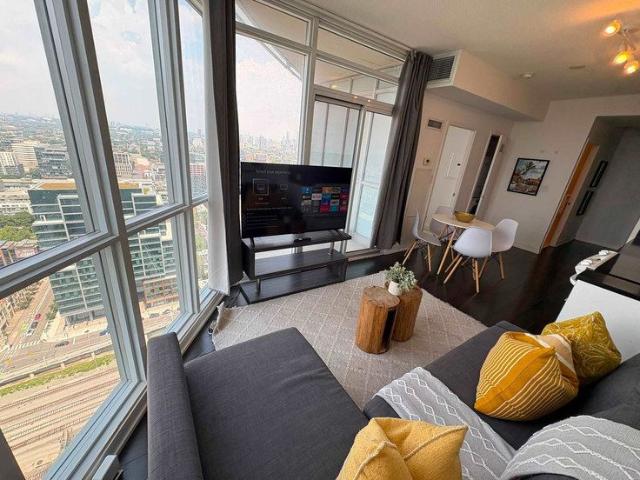 House for rent in Spadina—Fort York, Toronto