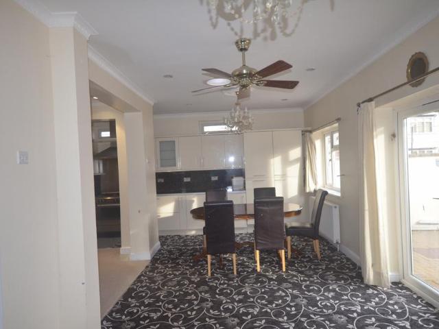 House for rent in London Borough of Redbridge, Greater London