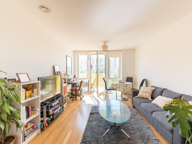 Apartment for rent in Ocean Estate, Stepney