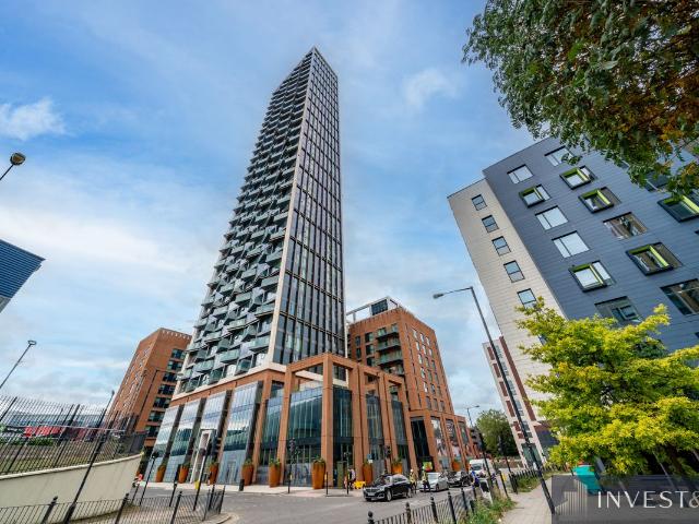 Apartment for rent in London Borough of Ealing, Park Royal