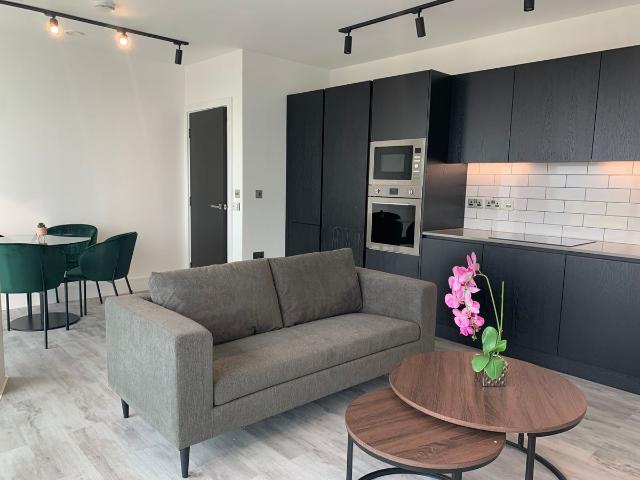 Apartment for rent in London Borough of Ealing, Greater London