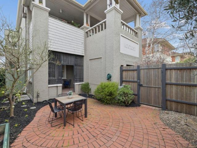 Apartment for sale in Camerons Creek, Victoria