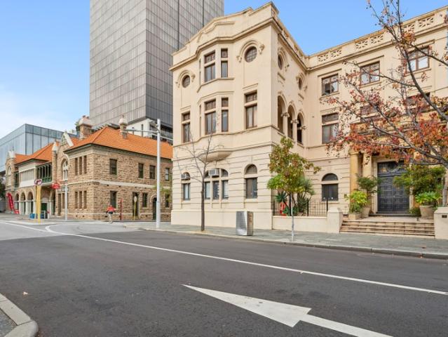 Office for sale in Cockburn, Western Australia