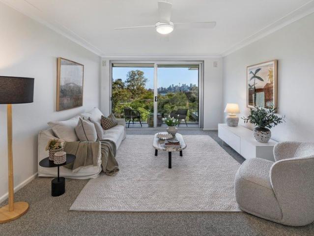 Apartment for sale in Lower North Shore, Sydney