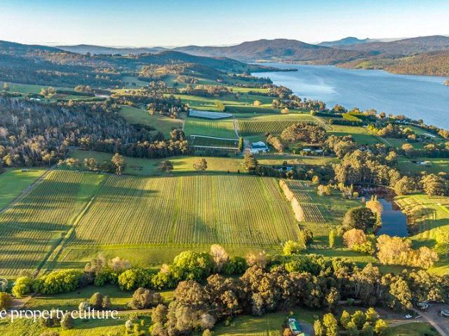 Land for sale in Glaziers Bay, Tasmania