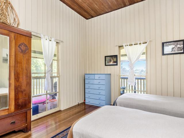 Cottage for sale in Lillian Rock, New South Wales