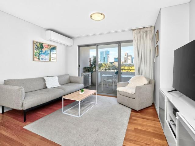 Apartment for rent in Cockburn, Western Australia