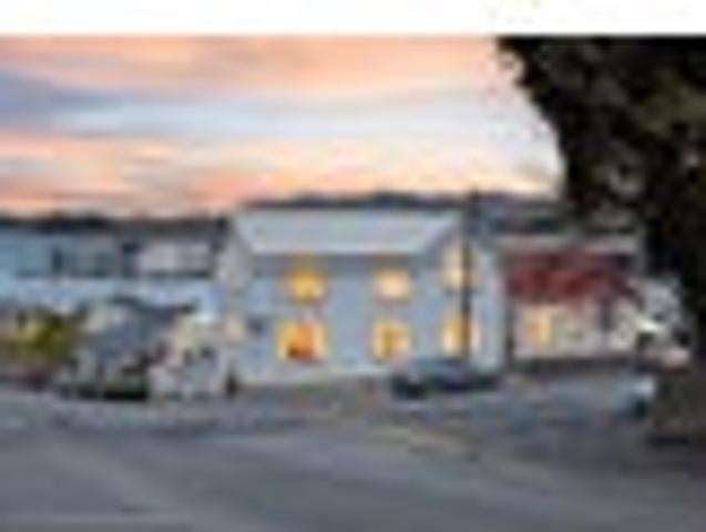 House for sale in Lyttelton, Banks Peninsula Community