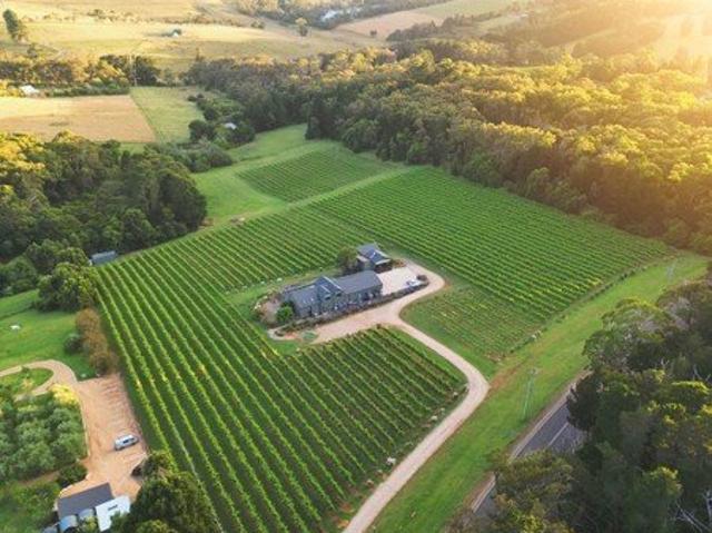 Cottage for sale in Camerons Creek, Victoria