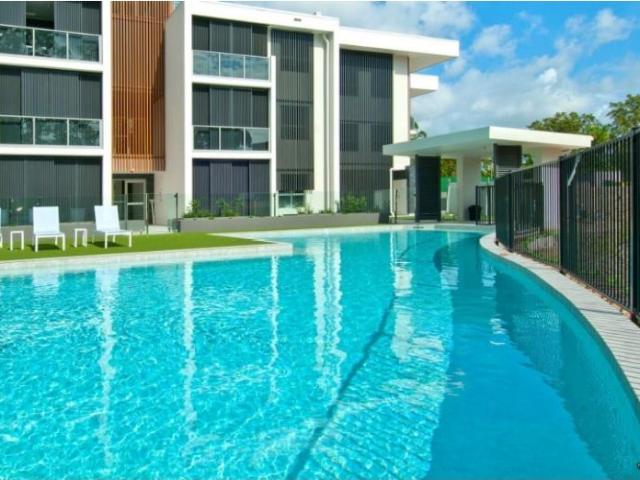 Apartment for rent in Helensvale Town Centre