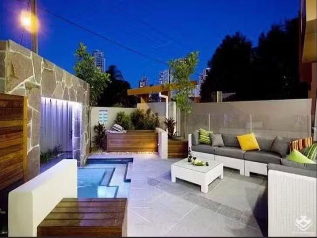 House for rent in Chevron Island