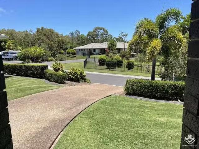 Apartment for rent in Urangan, Queensland